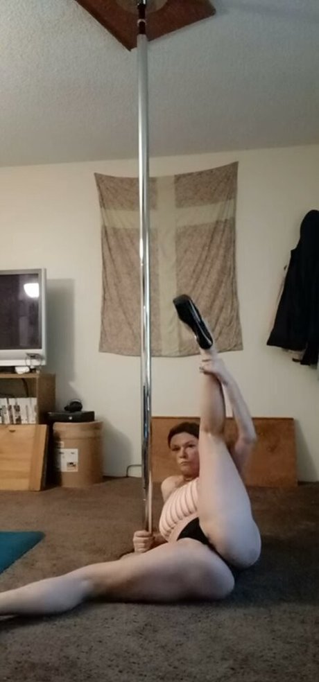 Adia Rayne perfekte pornographische foto