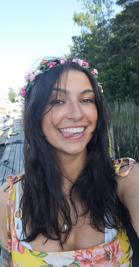 thattgirljessy nackt sexy foto