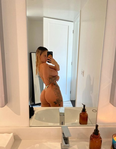 loganvalerie hd pornostar bild