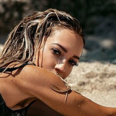 Katie Adler erotische nette galerie