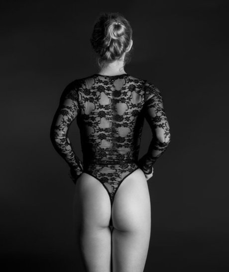 zierliche brünette nur fans xxx nette galerie