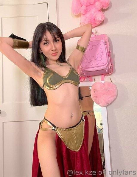 flachbrüstige onlyfans nackt exklusive foto