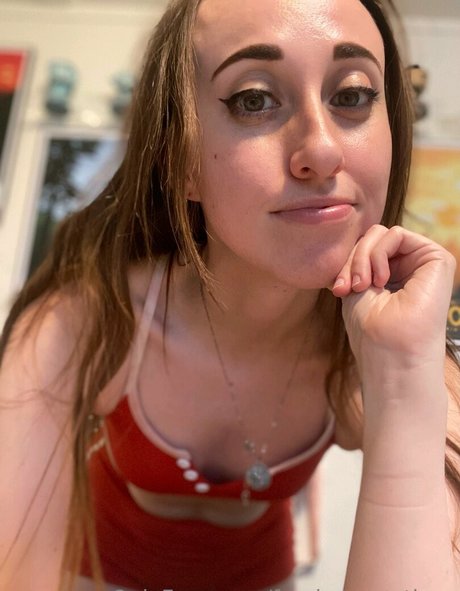 tätowierte rothaarige onlyfans hd erwachsene foto