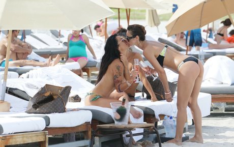 Priscilla Salerno hd kunst bilder