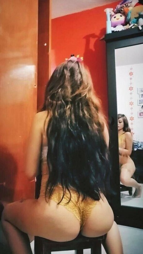 vollbusige onlyfans top perfekte galerie