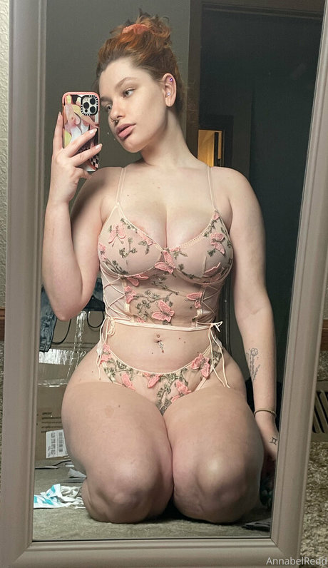 kurviger star onlyfans hübsche exklusive fotos