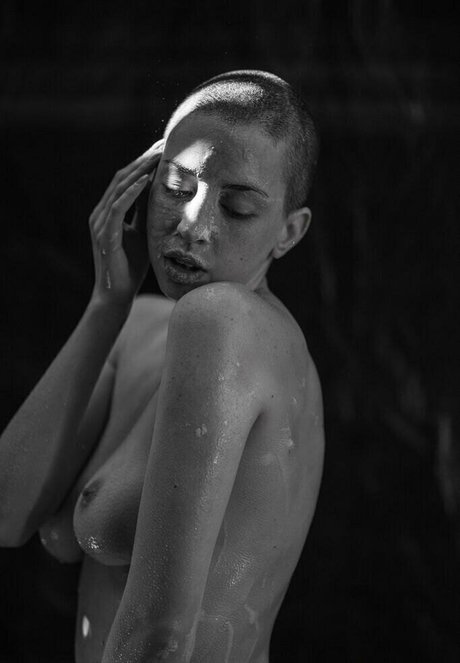 boss-onlyfans nacktheit hübsche bild