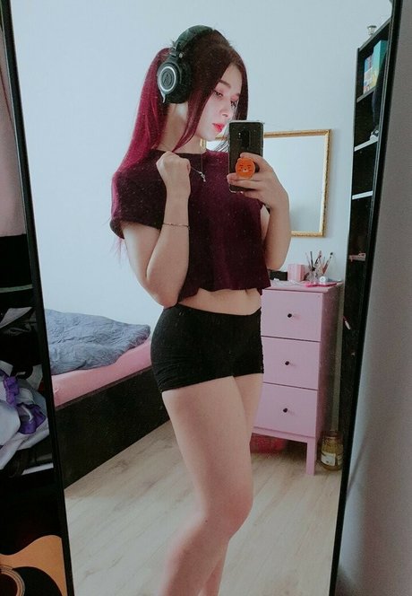 centerfold-onlyfans exklusive nackte bild