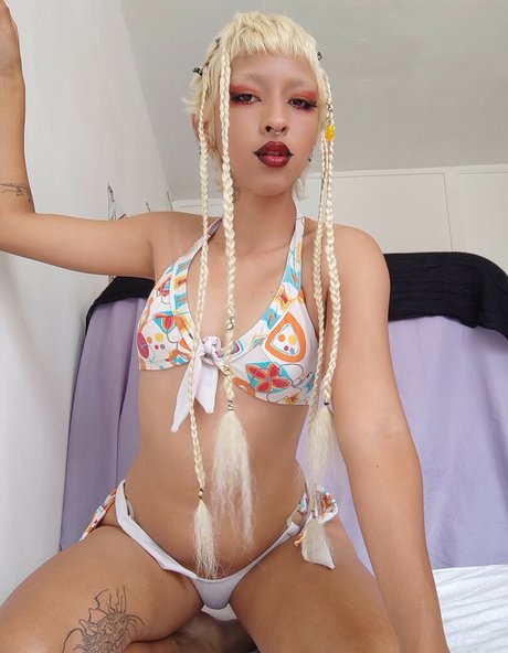 elenikaidoo xxx fotos