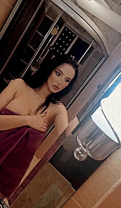 alina03m nacktheit hübsche bilder