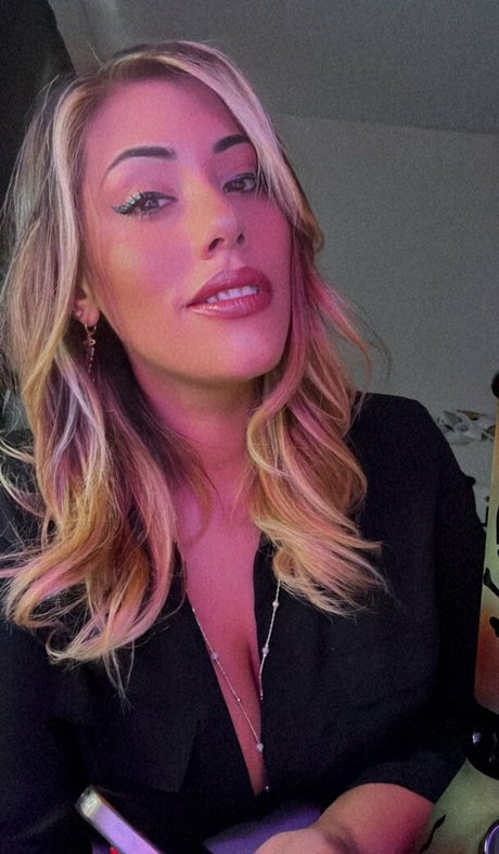 strandblondine onlyfans schöne erwachsene bilder