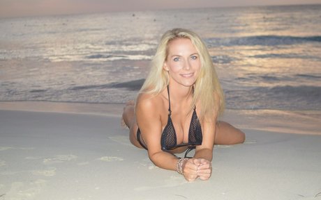 beliebte asiatische onlyfans beste nackt galerie