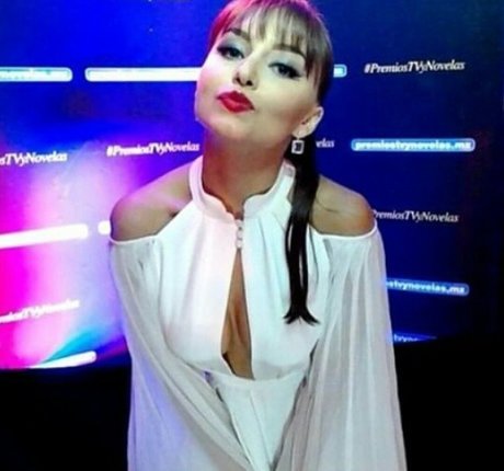 flachbrüstige onlyfans exklusive schöne galerien