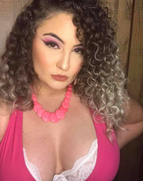 büro-milf-onlyfans nackt heiße archiv