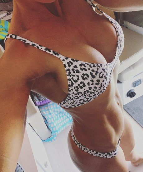 FitHoneyJoy porno schöne foto