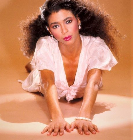 Irena Cara kunst freie fotos