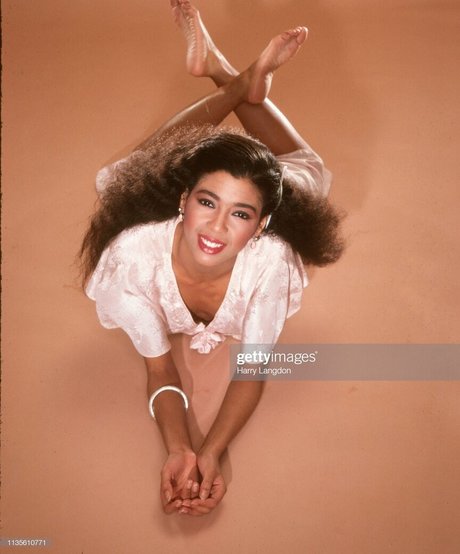 beliebte asiatische onlyfans hübsche erwachsene galerie