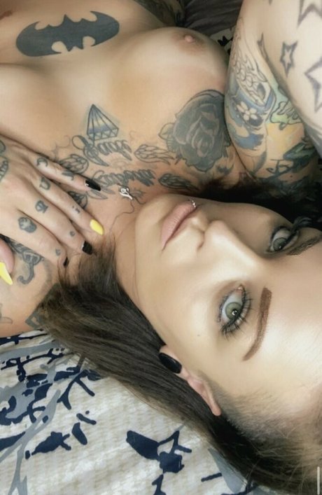 riesenschwanz shemale onlyfans erwachsene schöne bild