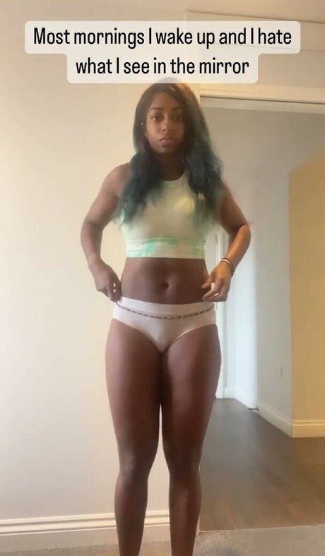 Kadeena Cox sexy erwachsene bild
