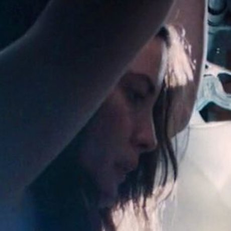 arabische kurvige onlyfans perfekte top bild