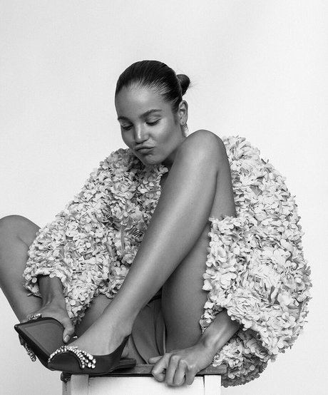 Pauline Schuller freie akt foto