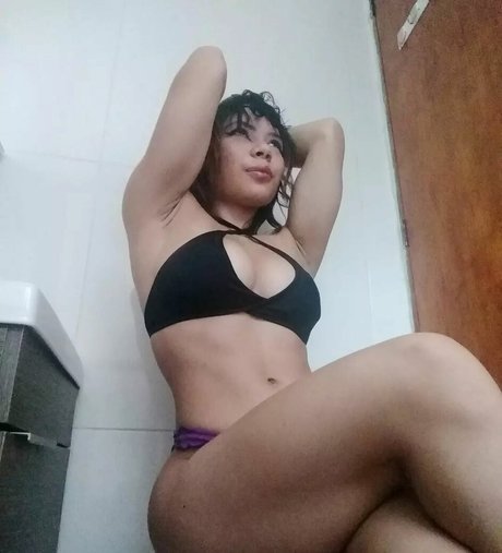 arabische kurvige onlyfans top schöne fotos
