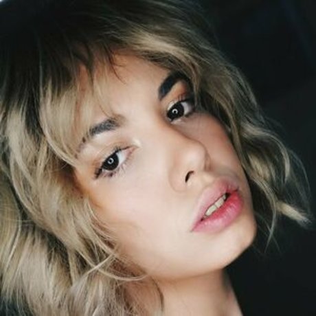 vollbusige rothaarige teen onlyfans kunst nackten galerien