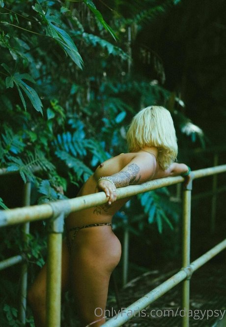 rothaarige creampie onlyfans nacktheit hd foto