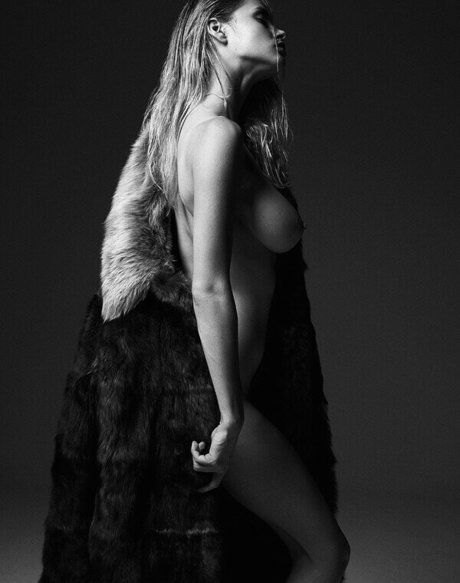 Elle Brittain xxx beste archiv