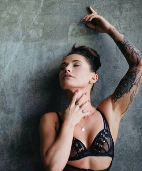 NuruQueenClaire schauspielerin pornografische galerie