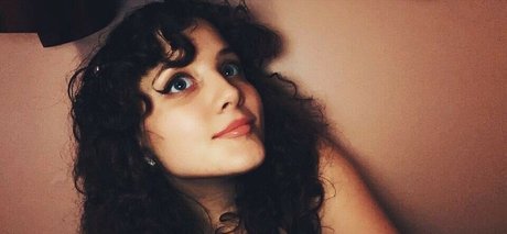 ApartmentFluffy7589 pornostar heiße bilder