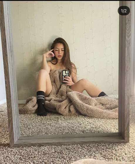 dünnes model onlyfans schöne bild