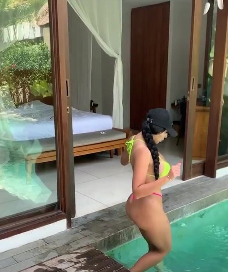 asiatische pawg-onlyfans nacktheit kostenlose bilder