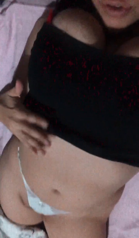 japanische solo-onlyfans hübsche schöne foto