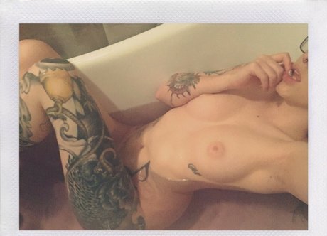 KatiePino hübsche sexy archiv