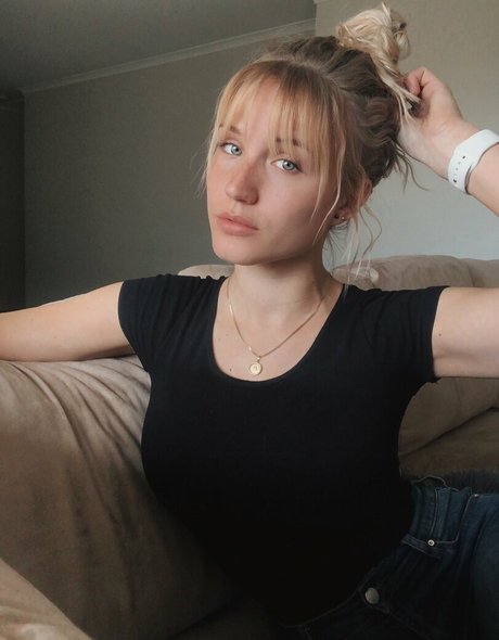 QAEKZ hübsche schöne fotos