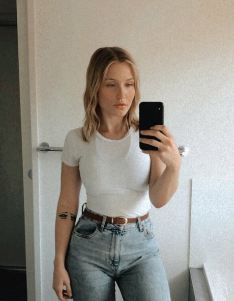 QAEKZ hübsche sexy fotos