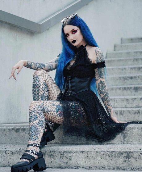 BlueAstrid hübsche nackt bilder