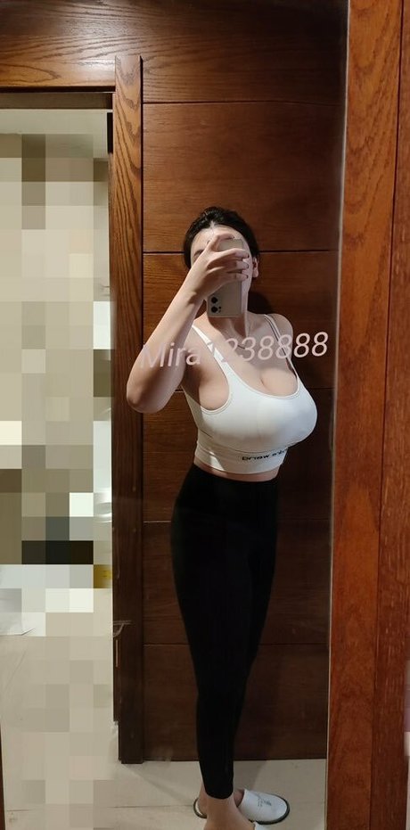 Mira1238888 model schöne foto