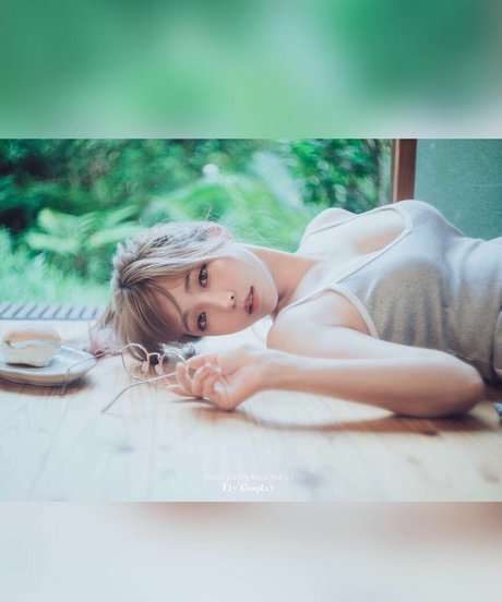 Ely Cosplayer erotische sex fotos