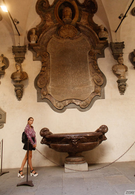 Auromineo xxx akt galerien