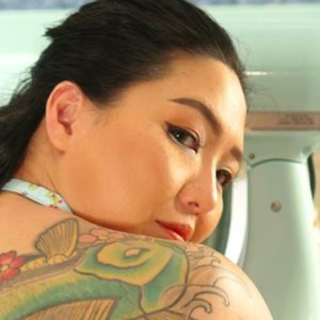 blonde heiße frau onlyfans heiße exklusive bild