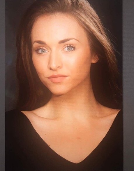 Charis Lister freie exklusive bild