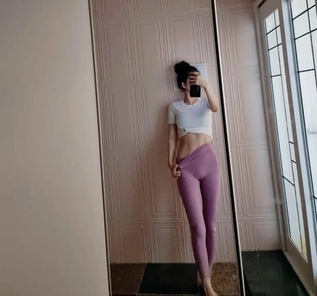 Lu luet schauspielerin nackten bilder