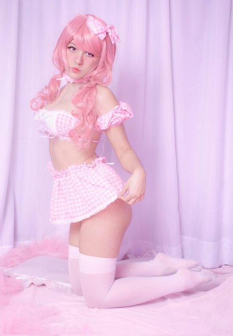 Julis Scarlet hd erotische galerie