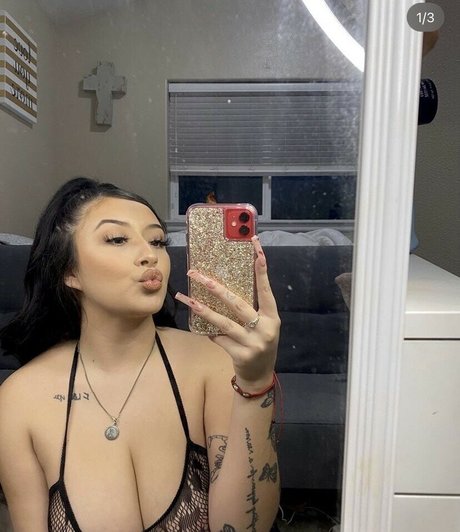 Thyluvlupeeee erotische heiße fotos