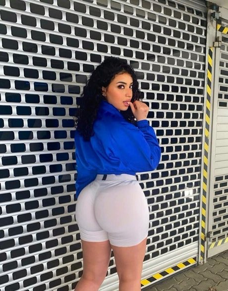 dünnes model onlyfans xxx hd foto