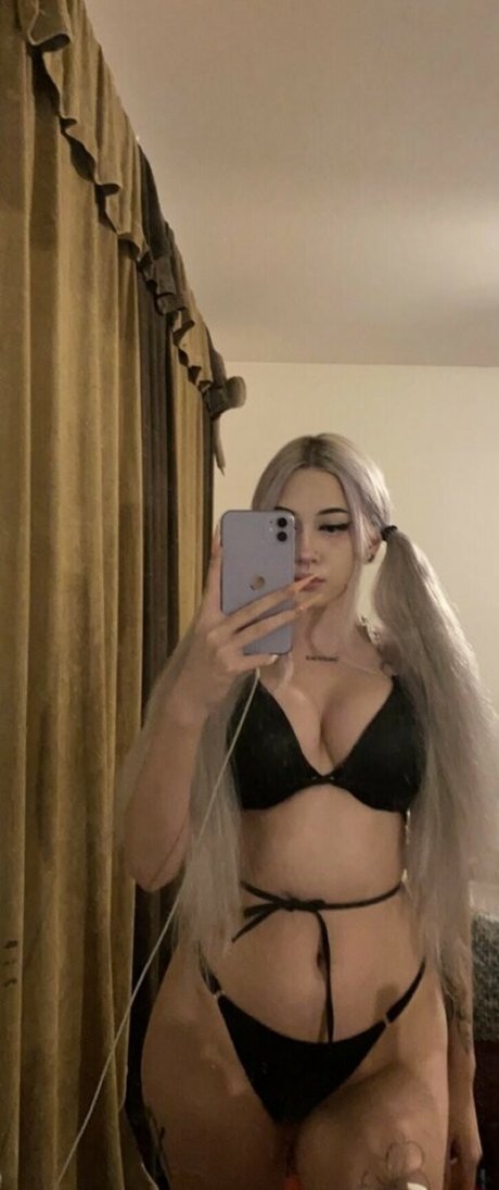 Favewaifu erwachsene freie bild