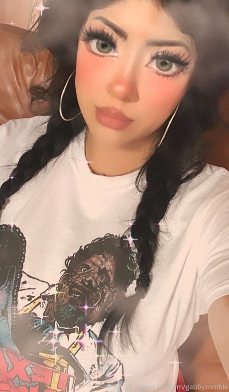 Gabby Zombie erotische perfekte fotos