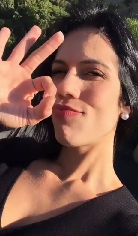 Milla Caldas hübsche pornographische galerie